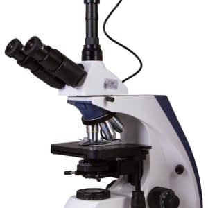 Microscopio trinocular digital Levenhuk MED D30T