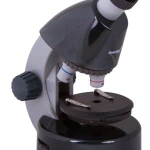 Microscopio Levenhuk LabZZ M101